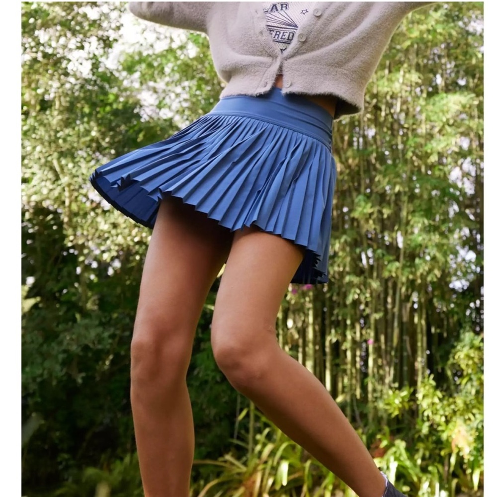 Aerie offline pleated skort